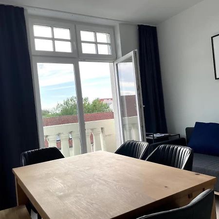Jaybnb - Gaming Apartment Ps5 65 Zoll 4K Tv Wohnung Mit Balkon Dortmund Dış mekan fotoğraf