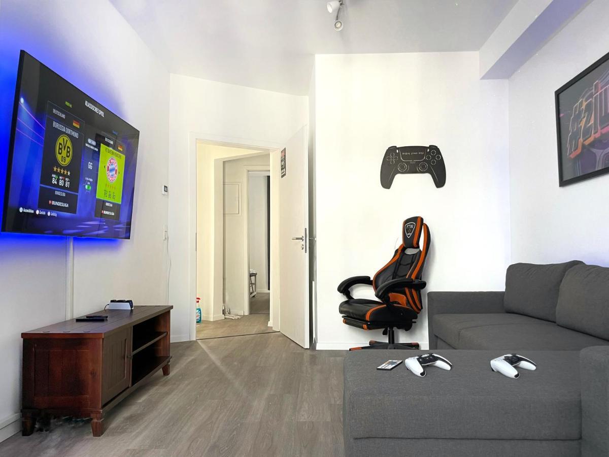 Jaybnb - Gaming Apartment Ps5 65 Zoll 4K Tv Wohnung Mit Balkon Dortmund Dış mekan fotoğraf